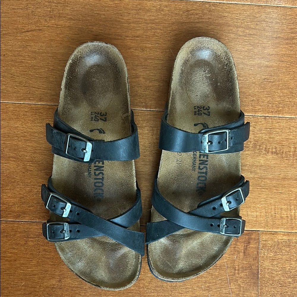 🌸Birkenstock Black Leather Sandals🌸